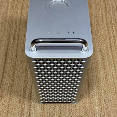 Apple Mac Pro 7,1 2019 - Silver image 4
