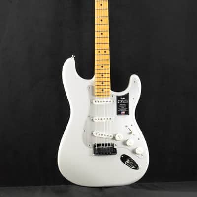 Mint Fender American Ultra II Stratocaster Avalanche Maple Fingerboard image 2