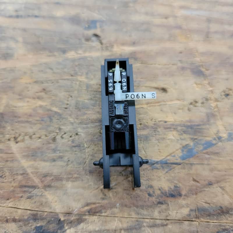 Astatic 695d  phono Cartridge image 1