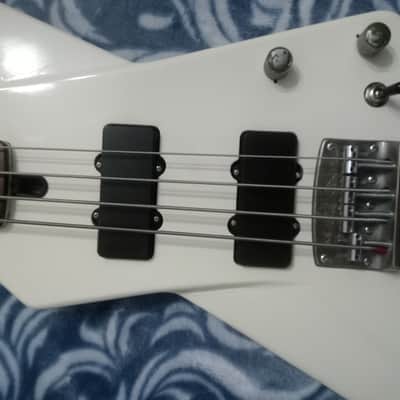 Yamaha  Explorer EBX-1 1985 - White MIJ image 5