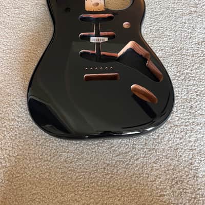 Fender 099-8003-706 Classic Series '60s Stratocaster Body - Black image 2