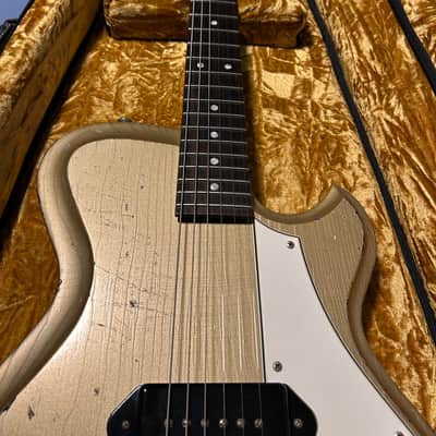 Novo Solus M1 2024 - Shoreline Gold over 3 Tone Sunburst image 6