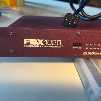 Sabine FBX-1020 Feedback Exterminator with IEC power cord and rack mount bolts/washers. image 2