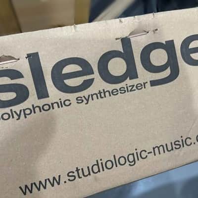 Studiologic Sledge 2.0 New Open box Polyphonic Virtual Analog Synthesizer Black image 4