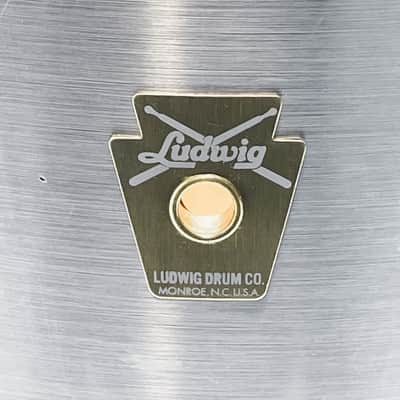 Ludwig Super Classic LS-T412 11" x 12" Double Headed Power Tom - LSC4PPT-101-12 image 2