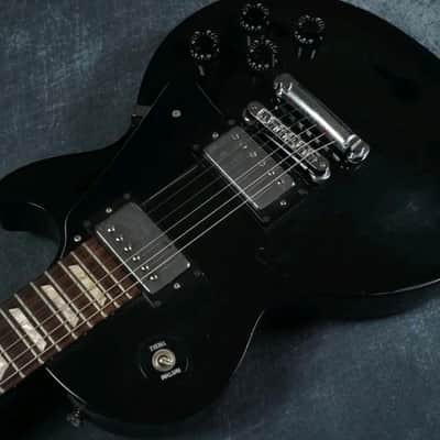 Gibson Les Paul Studio 2004 - Ebony - Chainsaw case - repaired image 6