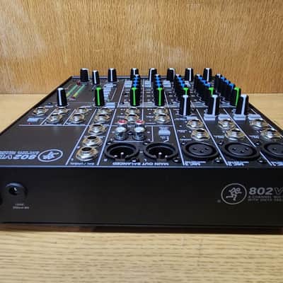 Mackie 802VLZ4 8-Channel Mic / Line Mixer 2014 - Present - Black image 5