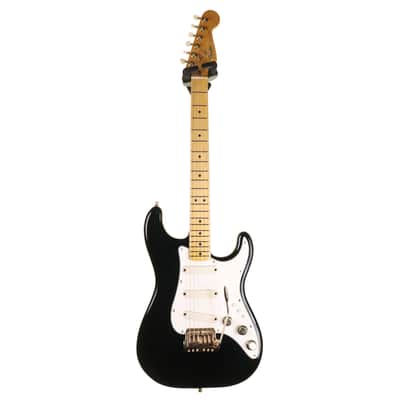 Fender Gold Elite Stratocaster Electric Guitar, Black, Gold Hardware image 3