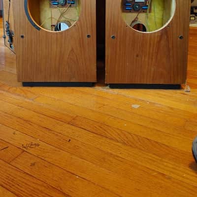 JBL L80T speaker cabinets with crossovers in excellent condition - 1980's image 1