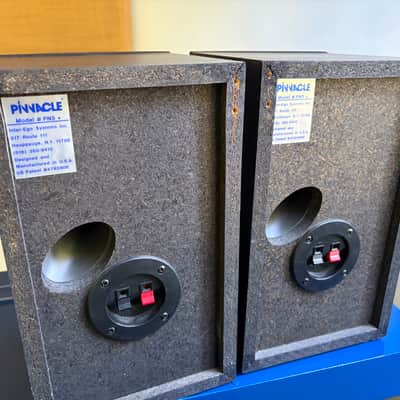 Pinnacle PN5+ bookshelf speakers image 2