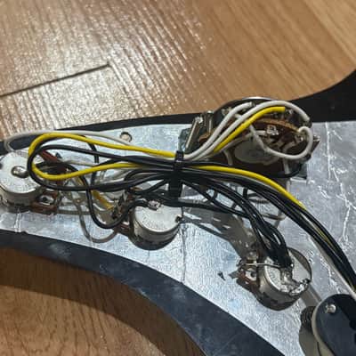 Squier Classic Vibe Stratocaster Loaded Pickguard image 5