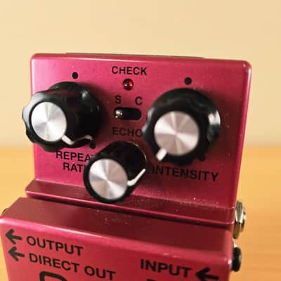 Boss DM-2W Waza Craft Analog Delay Pedal image 3