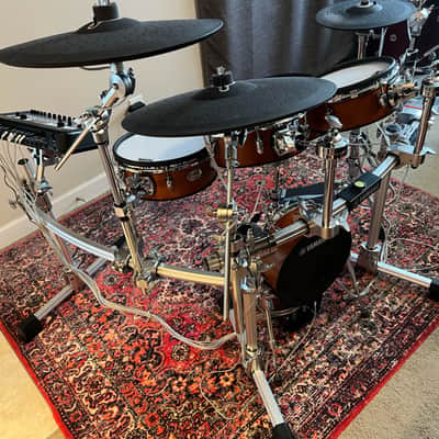 Yamaha DTX10K-M Electronic Drum Set with Mesh Heads - Real Wood image 4