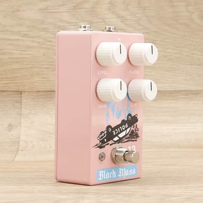 Black Mass 1312 Distortion V3 - Pink image 1