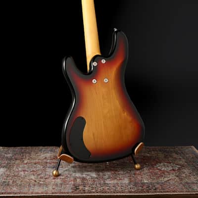 Sugi RMII Bass 2024 - Sunburst image 5