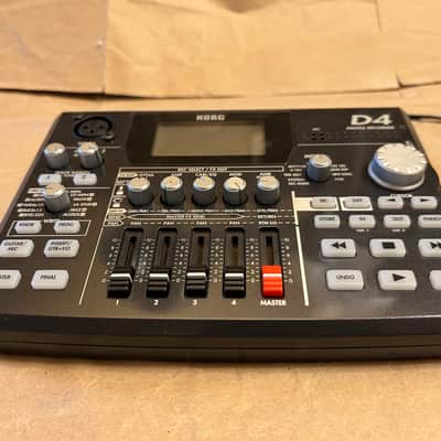 Korg D4 Digital Recorder 2010s Excellent Condition in Box with original Power Supply and Users Manual image 5