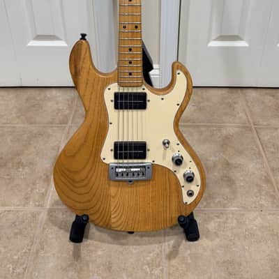 1982 Peavey T-15 – Made in USA – Natural – Serial #01002145 incl hard case image 2