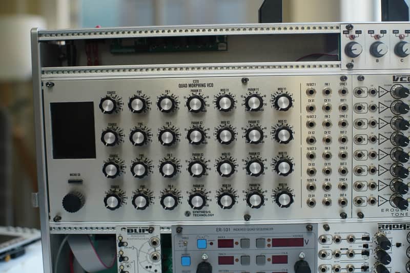Synthesis Technology Quad Morphing E370 Quad Morphing VCO 2010s - Silver image 1
