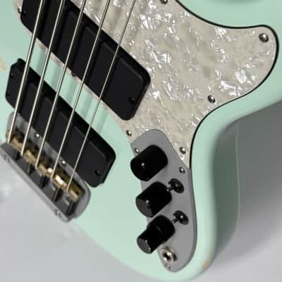 Woodcraft Ampmaster 5 String Medium scale 32" Electric Bass Guitar Relic image 5