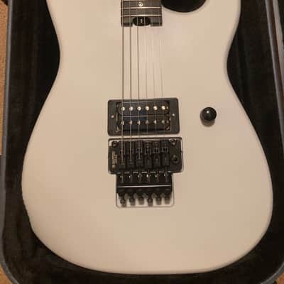XXX Guitars Superstrat 2024 - Primer Gray image 2