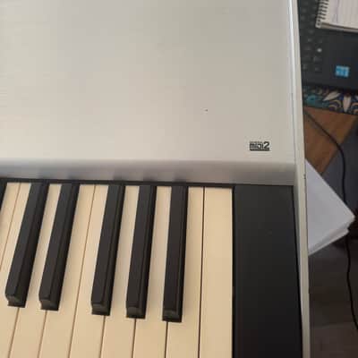 Roland Fantom-X8 88-Key Workstation Keyboard 2003 - 2004 - Silver image 5