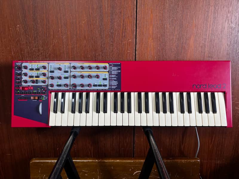 Nord Lead 2 49-Key 12-Voice Polyphonic Synthesizer | Reverb