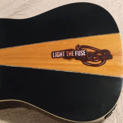 Keith Urban 'Light The Fuse' 2014 Teal Burst Acoustic Electric Excellent Condition. image 9