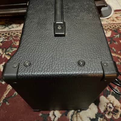 Peavey Vypyr Solid State 15-Watt 1x8" Modeling Guitar Combo 2000s - Black image 3