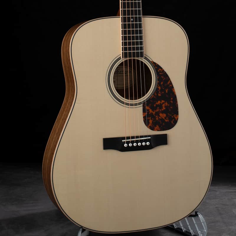 Larrivee D-03 Natural | Reverb