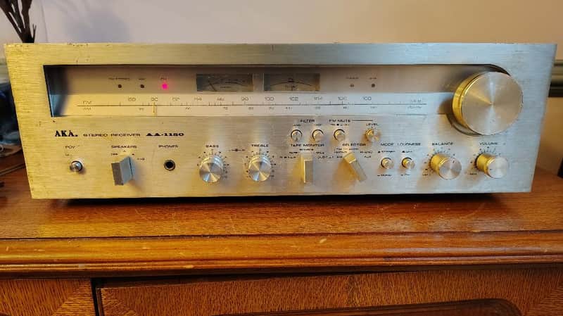 Akai AA1150 receiver in very good condition - 1980's image 1
