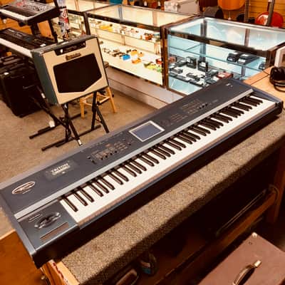 Korg Triton Extreme 88-Key Digital Keyboard Workstation