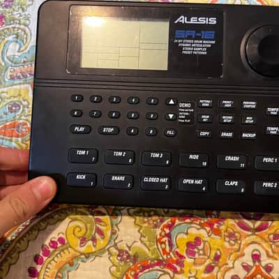 Alesis SR-16 Drum Machine image 3