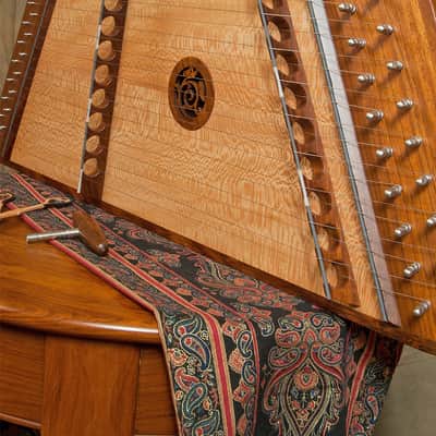 Roosebeck DH10-9R | SINGLE STRUNG 10/9 HAMMERED DULCIMER WITH HAMMERS image 15