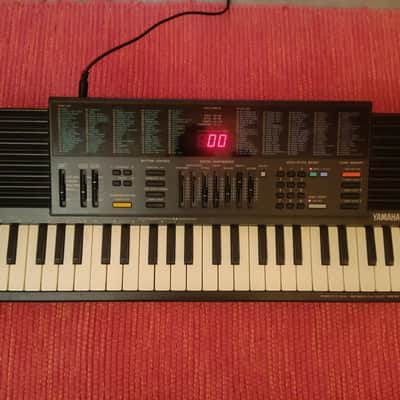 Yamaha PSS-390 PortaSound 80s FM Synthesizer Workstation | Reverb