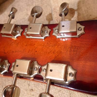 Mosrite V III 1984 Sunburst image 13