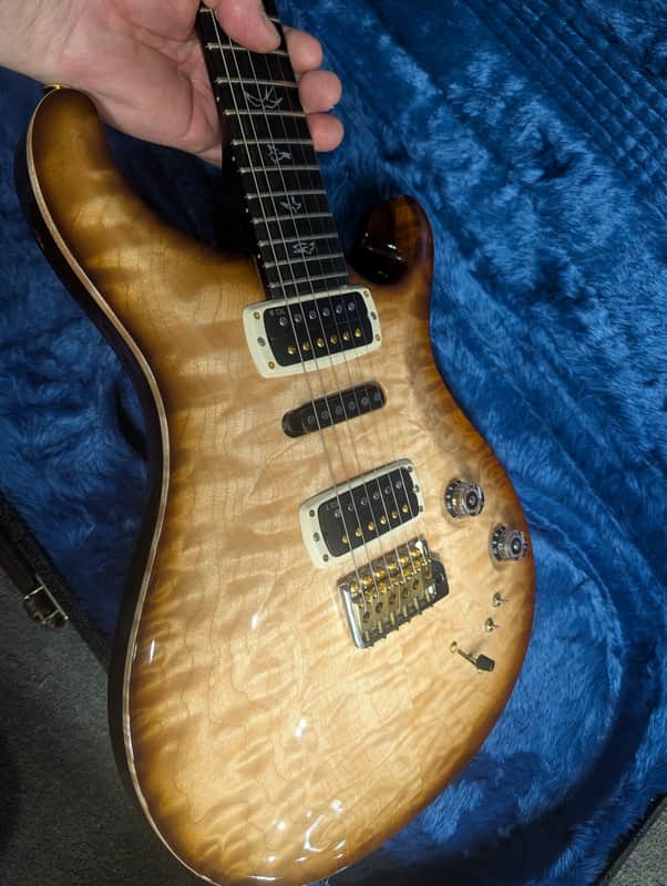 PRS Modern Eagle. V - Quilted top image 1