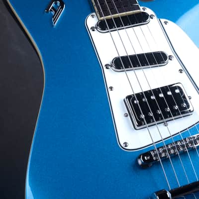 Duesenberg Paloma Catalina Blue electric guitar Brand New image 6