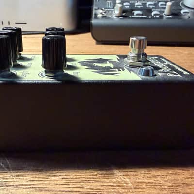 EarthQuaker Devices Afterneath Otherworldly Reverberation Machine V2 image 6