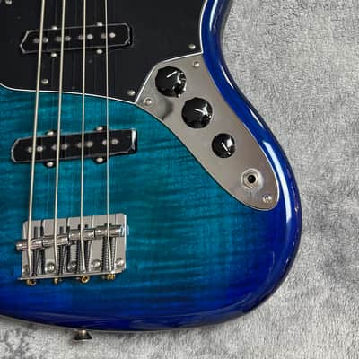 Fender Player Jazz Bass Blue Burst Flamed Maple Top MIM 2024 image 3