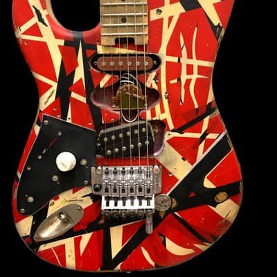 EVH frankenstrat Lefty franky type 2018-2023 - Black & Red, White image 1