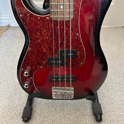 Squier lefthanded Standard Precision Bass 2008 image 3