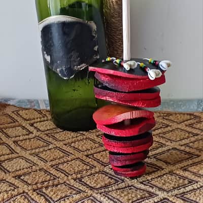 West African-style gourd disc sistrum (wasamba): large image 2
