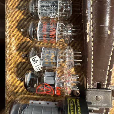 Fender Deluxe Amp with Original Cover 1x12" 1954 - 1960 - Tweed image 19