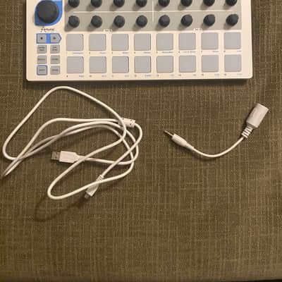 Arturia BeatStep MIDI Controller 2014 - Present - White image 2