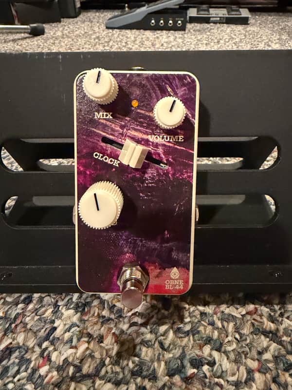 Old Blood Noise Endeavors BL-44 Reverse Variable-Clock Reverser 2022 - Present - Cream / Purple Graphic image 1