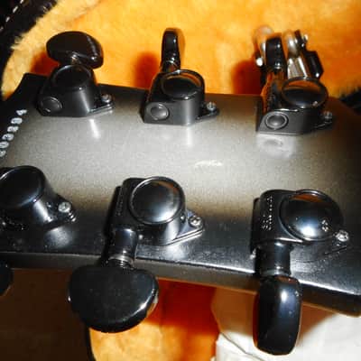 Gibson Custom Shop Les Paul Custom/ MOD shop 1 of 1 2022 - Silver burst Satin owned and Signed by Dustie Waring image 16