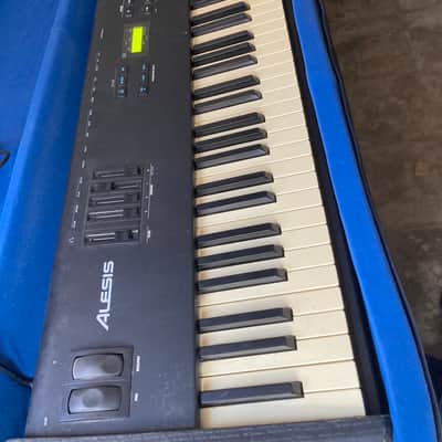 Alesis QS8 1996