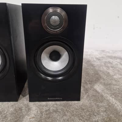 Bowers & Wilkins 607 S2 Anniversary Edition - Bookshelf Speakers - Pair - Black - Good image 5