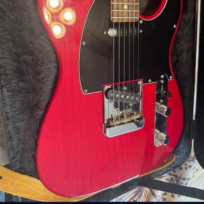 Fender Professional Telecaster 2016 - Crimson Red Transparent image 3