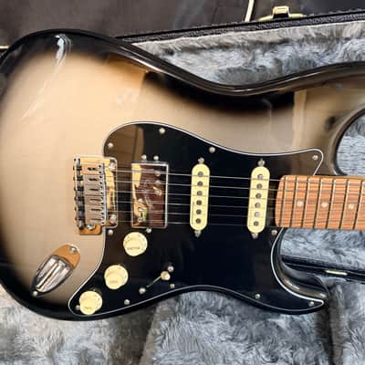 Fender Player Plus Stratocaster HSS Silverburst Electric Guitar w Case image 2